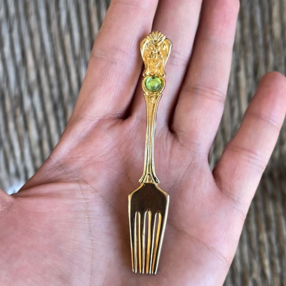 Brooch - Picture 2 of 7